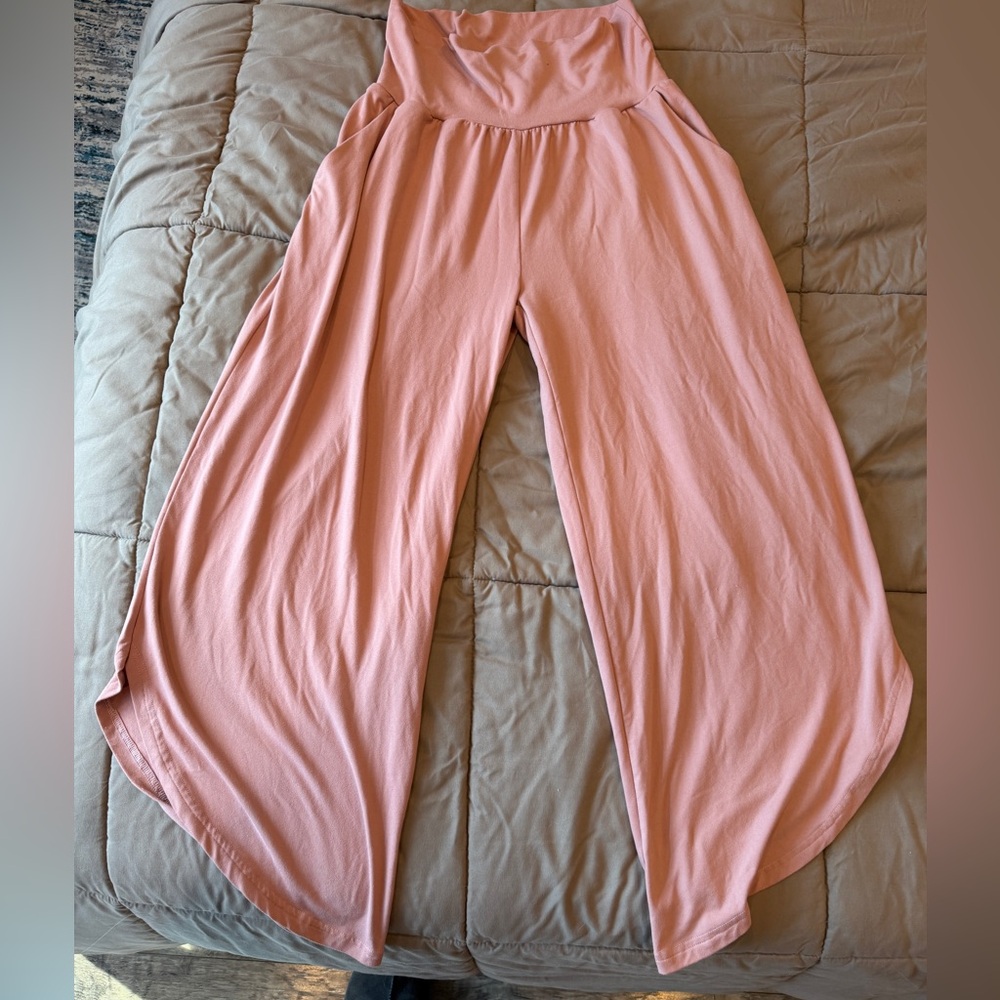 Women's Wide Leg Yoga Pants - High Waisted